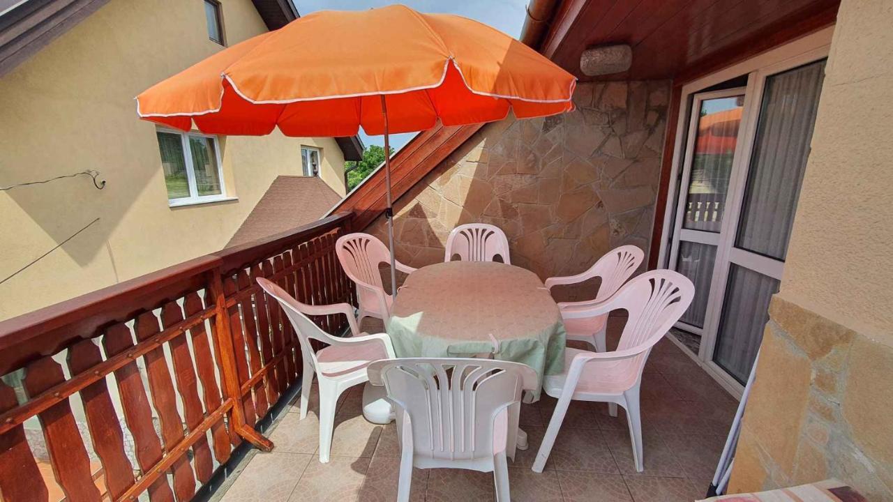 Apartments In Balatonlelle 43115 Dış mekan fotoğraf